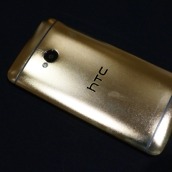 htc one gold 18k