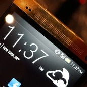 htc one gold 18k
