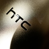 htc one gold 18k