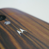 moto x walnut