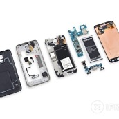 Galaxy S5 Teardown - 8