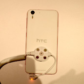 htcdesireeye_fullback