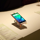 htcdesireeye_lonelyisland