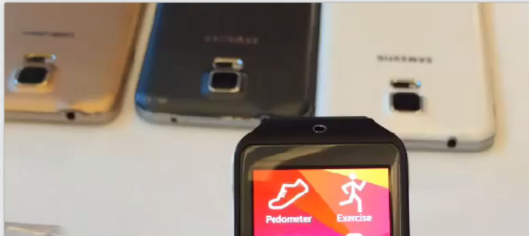 Samsung Galaxy S5 in Three Colors Allegedly Photographed and Filmed Behind New Gear 2