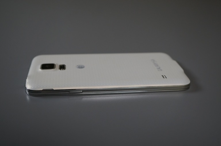 Galaxy S5 on AT&T and Verizon Rooted, Potentially Many Other Phones as Well