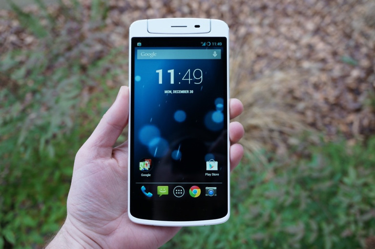 Monday Poll:  Would You Buy a 5.9-inch Motorola Nexus?