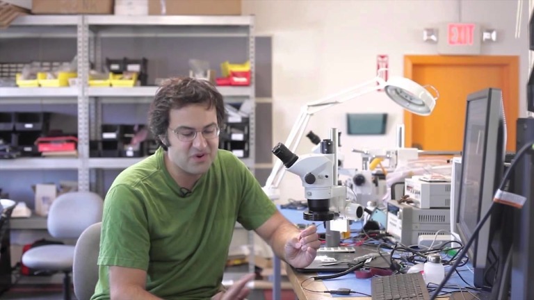 Check Out This Behind the Scenes Video of Project ARA Device Up and Running