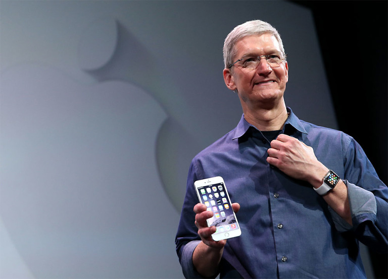 This is How Tim Cook’s Embarrassing Apple Watch Chat Went Down Today
