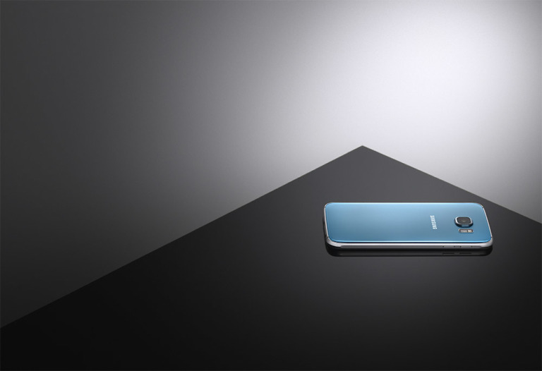 Tuesday Poll:  Missing SD Card Slot, Waterproofing, & Removable Battery – Dealbreaker on the Galaxy S6?