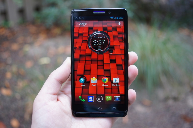 Deal: DROID Ultra is Amazon’s Gold Box Deal Today, Priced at $210