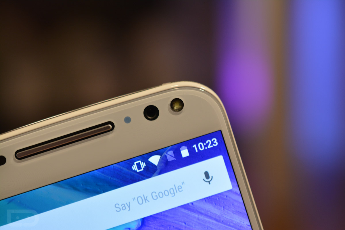 Moto X Pure Edition Does Indeed Work on All US Carriers, Including Verizon