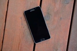 Photos Give Another Possible Look at Upcoming Galaxy Note 7