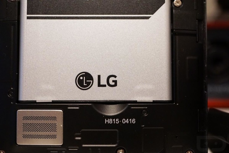 Here is the LG G5’s Magic Slot With Battery