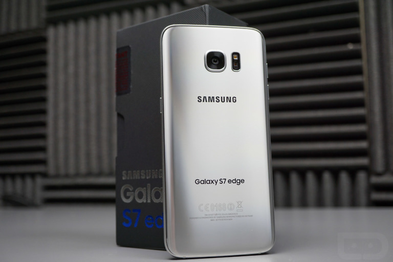 Samsung Galaxy S7 Edge Unboxing!