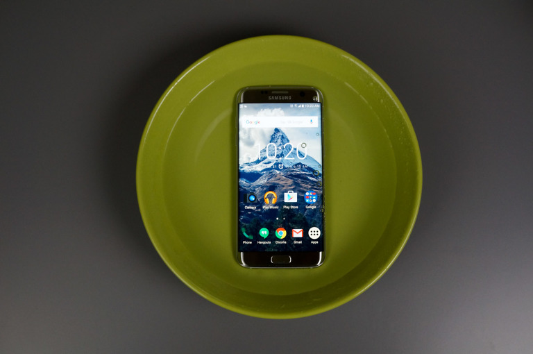 AT&T Galaxy S7 and Galaxy S7 Edge Get WiFi Calling Update