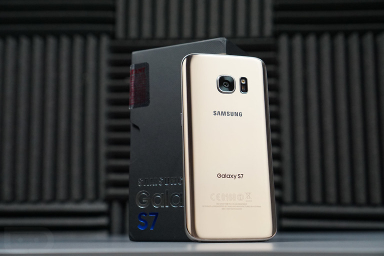 Samsung Galaxy S7 Unboxing!