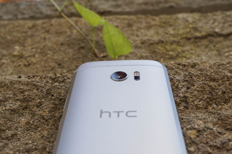 Verizon HTC 10 Gets Nougat Update Today