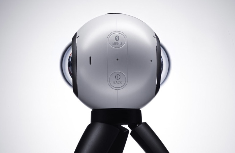 Hey, the Samsung Gear 360 is Finally Coming to the US August 19 for $350