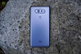 LG V20