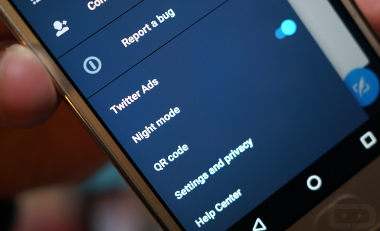 Dear World, Please Copy Twitter and Add a Night Mode to Your Apps