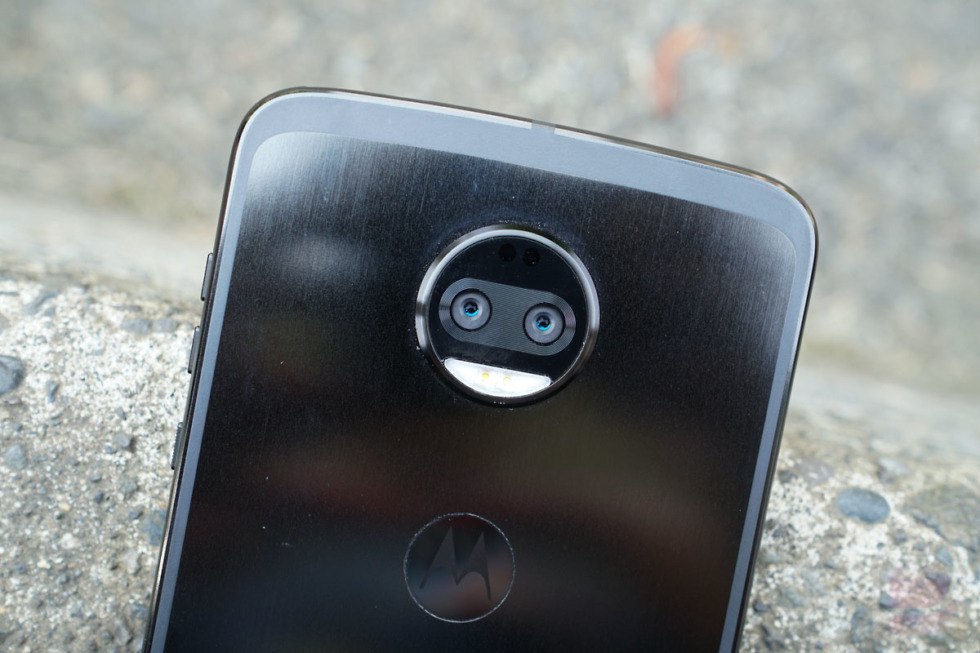 moto z2 force update