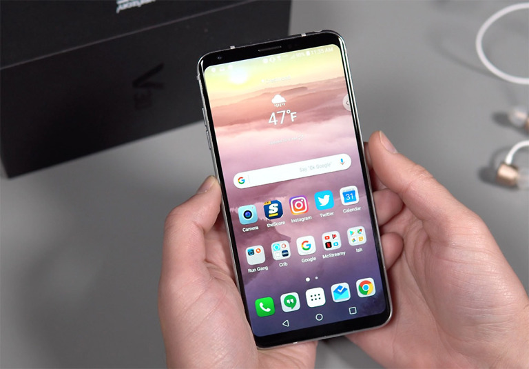 Video: 20+ LG V30 Tips and Tricks!