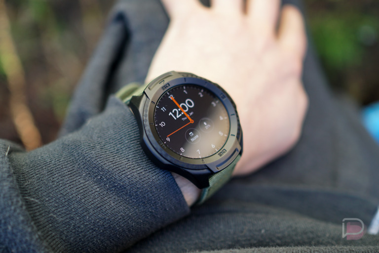 Mobvoi’s Ticwatch Pro Drops to $187, Other Watches Even Cheaper (Updated: 4G/LTE Too)