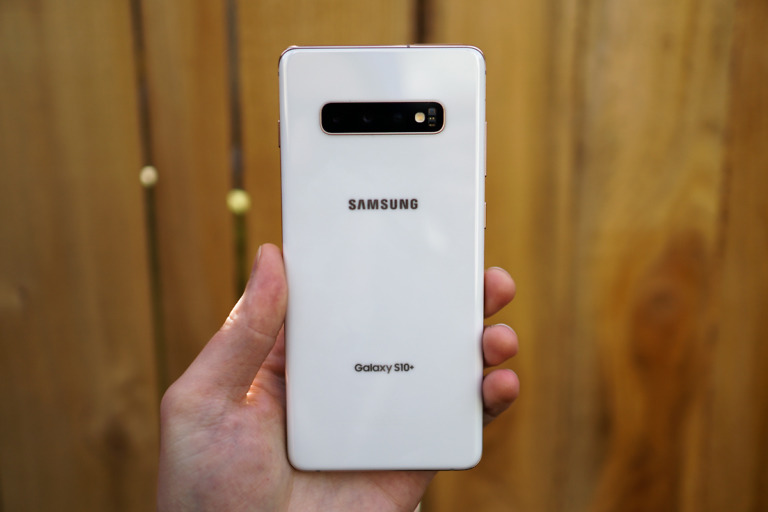 DEAL: Unlocked Galaxy S10+ for $699 ($300 Off), Unlocked Note 10 for $749 ($200 Off)