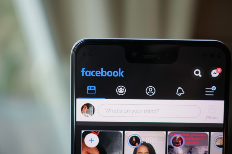 Dark Mode in Development for Facebook’s Android App