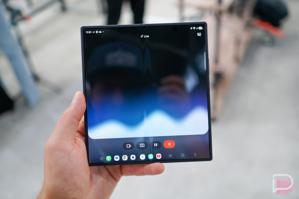 Galaxy Z Fold 7 - Crease